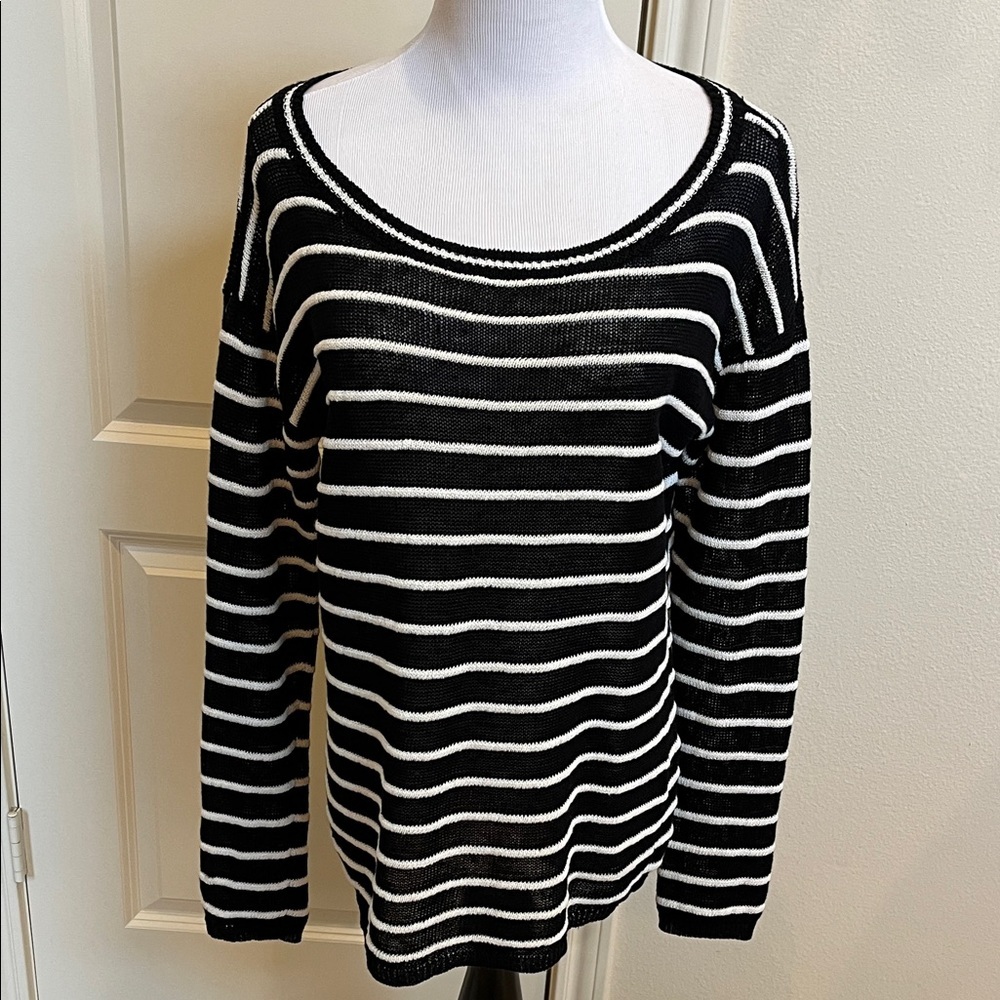 Nwot Alice + Olivia Sweater